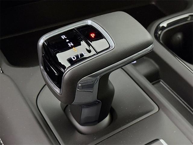 2025 GMC Sierra 1500 Vehicle Photo in PUYALLUP, WA 98371-4149