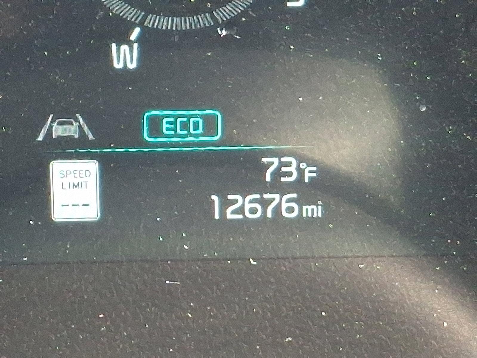 2024 Kia Sportage Hybrid Vehicle Photo in Trevose, PA 19053