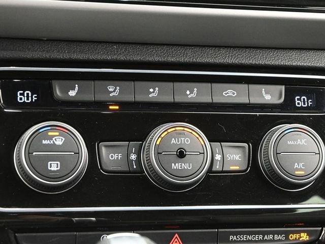 2022 Volkswagen Atlas Cross Sport Vehicle Photo in Marion, IA 52302