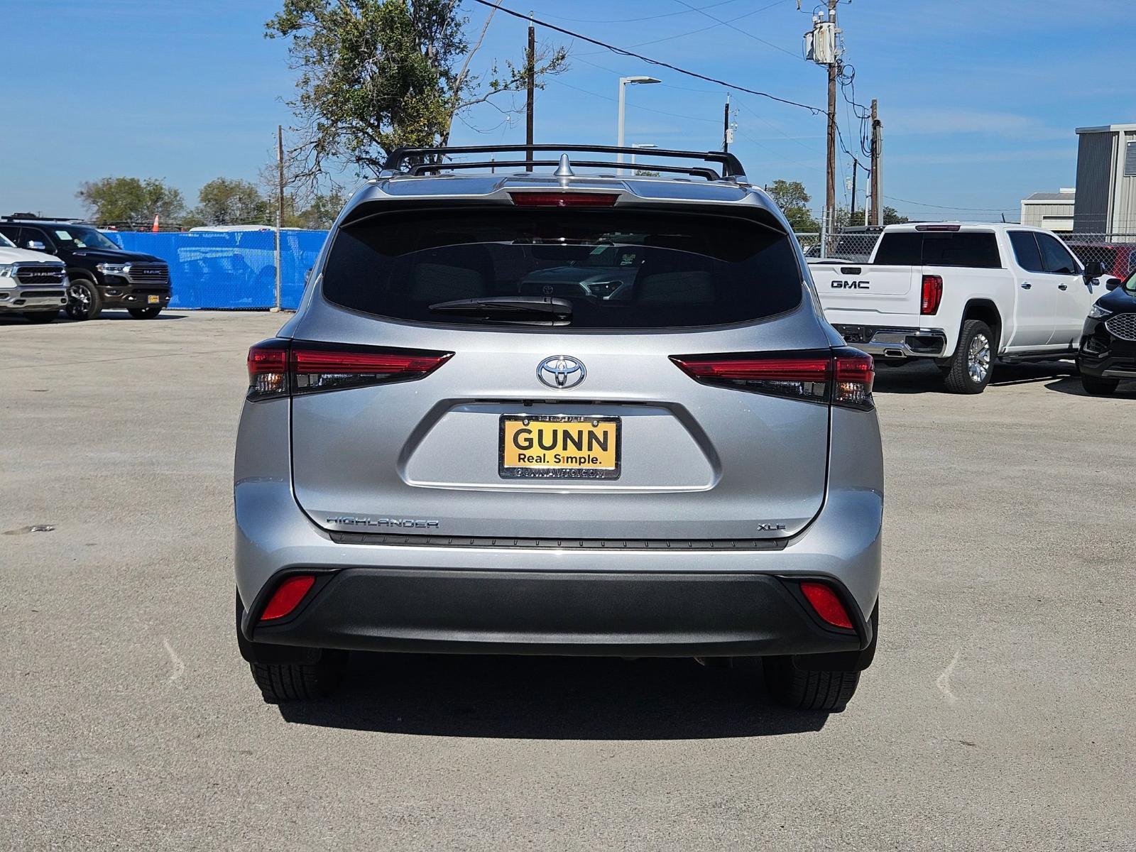 2023 Toyota Highlander Vehicle Photo in Seguin, TX 78155