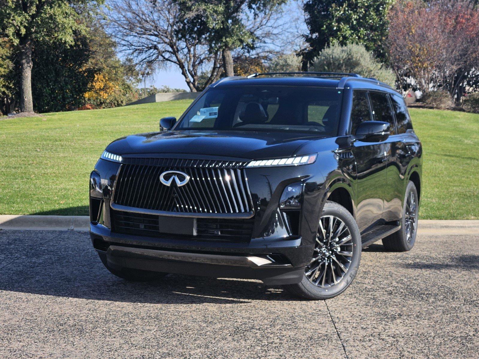 2025 INFINITI QX80 Vehicle Photo in Fort Worth, TX 76132