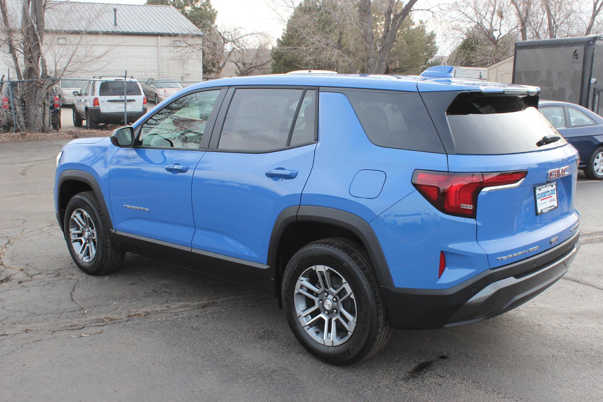 2025 GMC Terrain Vehicle Photo in AURORA, CO 80012-4011