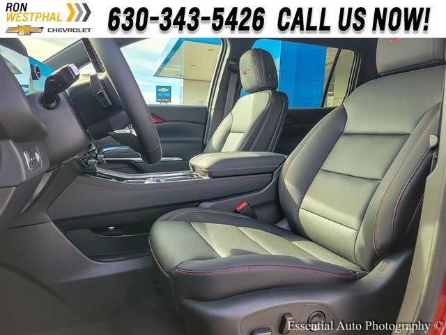 2025 Chevrolet Traverse Vehicle Photo in AURORA, IL 60503-9326