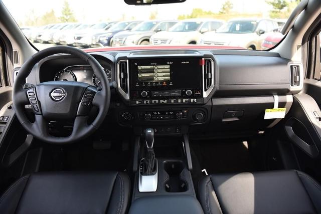 2025 Nissan Frontier Vehicle Photo in Ballwin, MO 63011