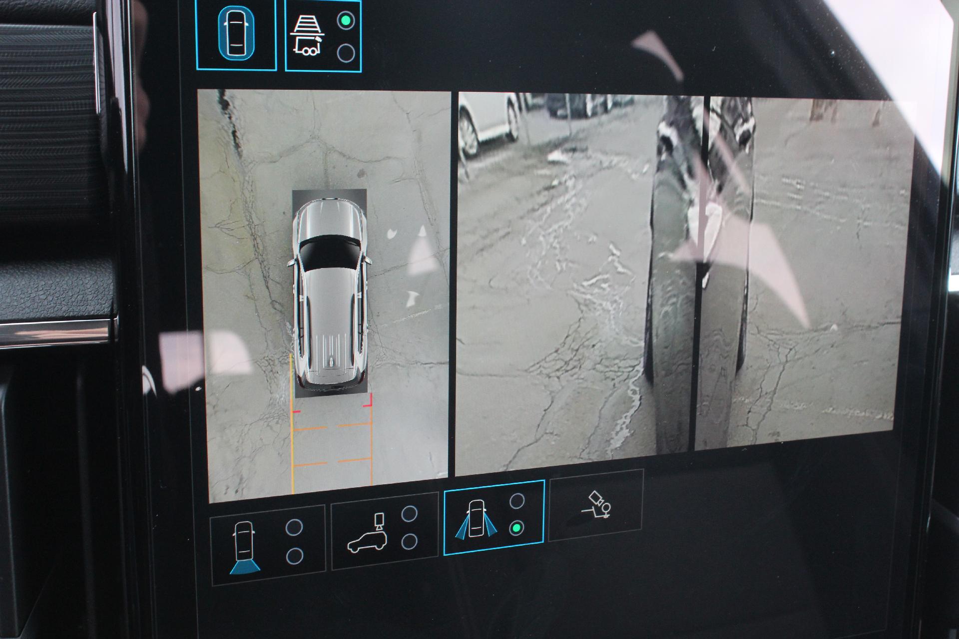 2025 GMC Acadia Vehicle Photo in AURORA, CO 80012-4011