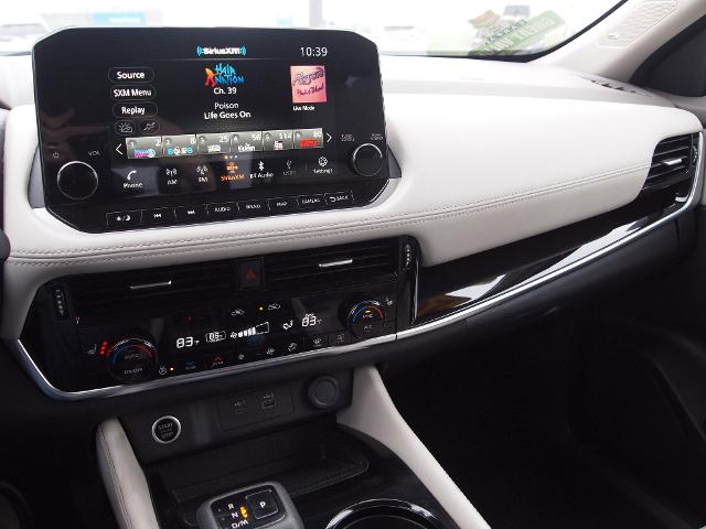2023 Nissan Rogue Vehicle Photo in MADISON, IN 47250-1611