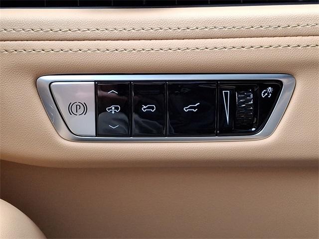 2025 Cadillac ESCALADE IQ Vehicle Photo in ALLENTOWN, PA 18103-7399