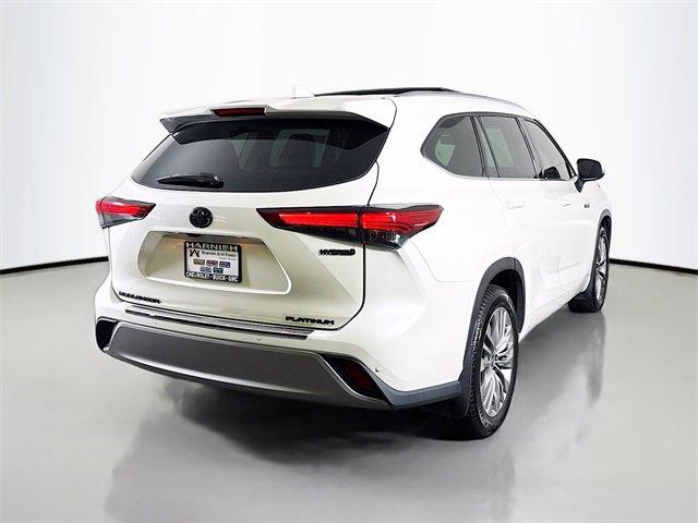 2021 Toyota Highlander Vehicle Photo in PUYALLUP, WA 98371-4149