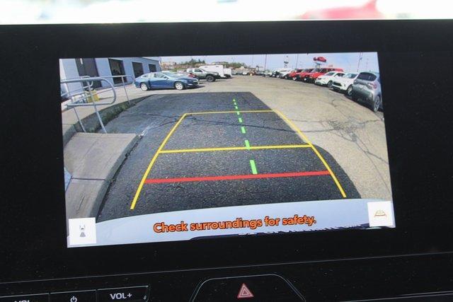 2024 Toyota Venza Vehicle Photo in SAINT CLAIRSVILLE, OH 43950-8512