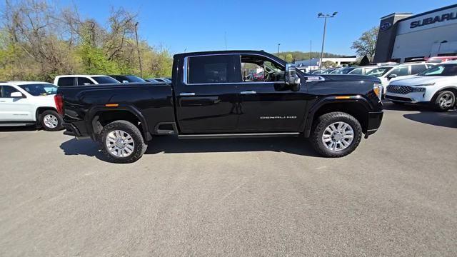 2023 GMC Sierra 3500HD Vehicle Photo in Pleasant Hills, PA 15236