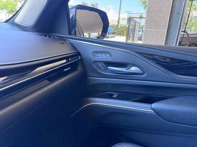 2024 Cadillac Escalade Vehicle Photo in DELRAY BEACH, FL 33483-3294