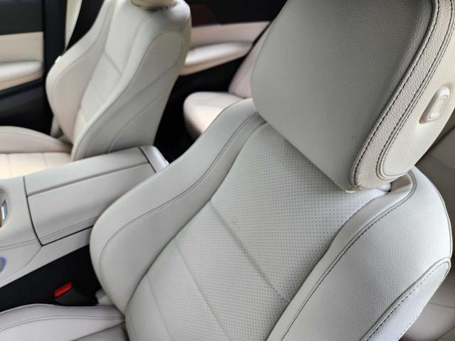 2025 Mercedes-Benz GLE Vehicle Photo in HOUSTON, TX 77079