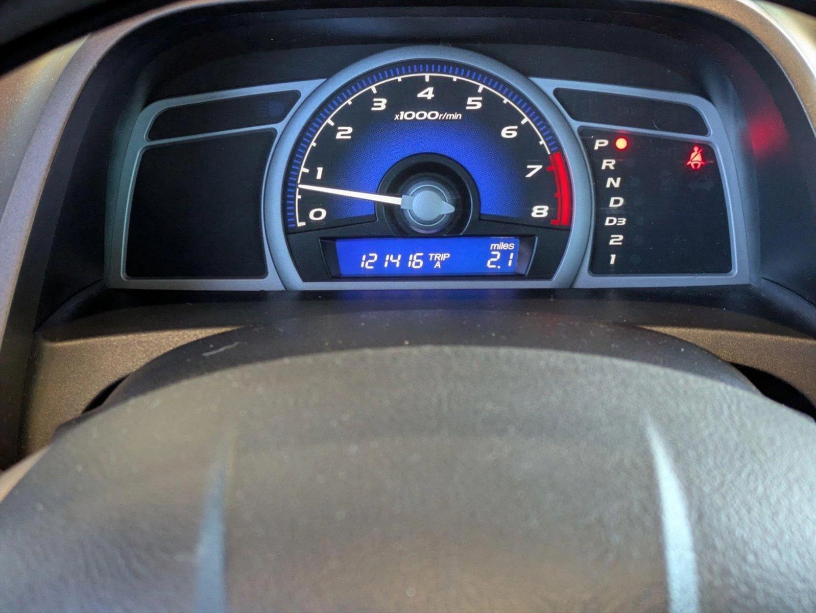 2010 Honda Civic Coupe Vehicle Photo in Valencia, CA 91355-1794