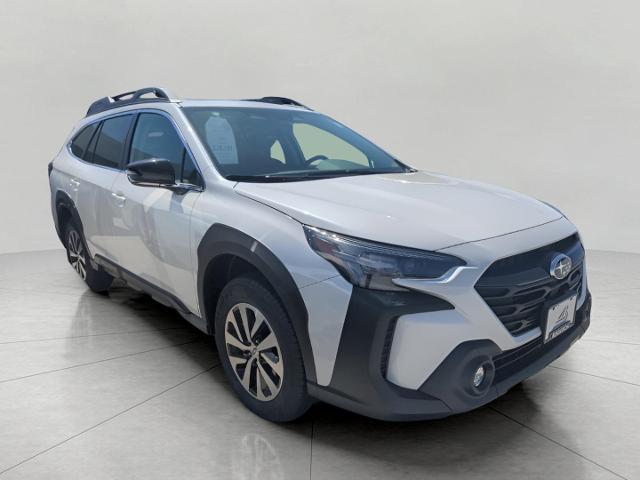 2025 Subaru Outback Vehicle Photo in Green Bay, WI 54304