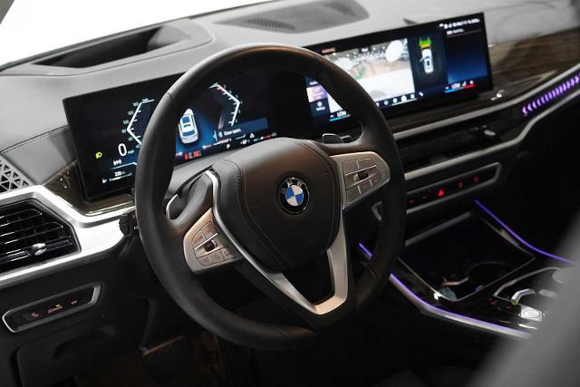 2024 BMW X7 xDrive40i Vehicle Photo in GRAPEVINE, TX 76051