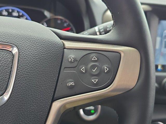 2024 GMC Terrain Vehicle Photo in Pleasant Hills, PA 15236