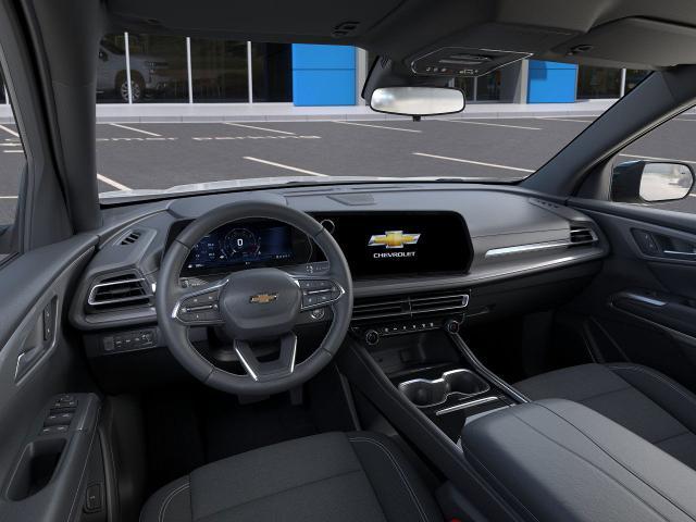 2025 Chevrolet Traverse Vehicle Photo in Roslyn, NY 11576