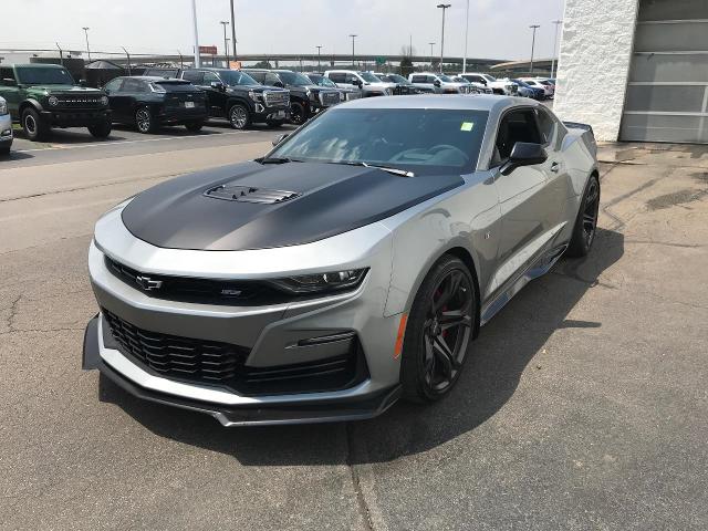 2023 Chevrolet Camaro Vehicle Photo in GREEN BAY, WI 54303-3330