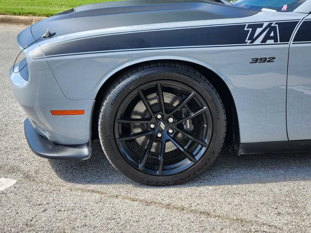 2022 Dodge Challenger Vehicle Photo in DENTON, TX 76210-9321