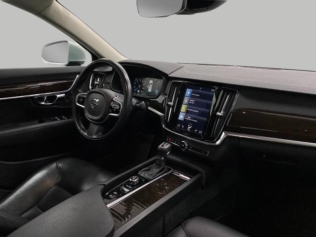 2018 Volvo S90 Vehicle Photo in Appleton, WI 54913