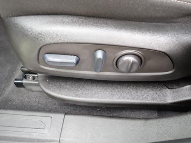 2023 GMC Acadia Vehicle Photo in ZELIENOPLE, PA 16063-2910