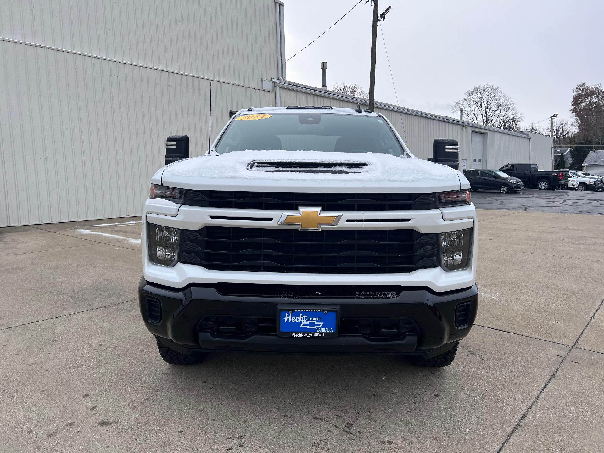 Used 2024 Chevrolet Silverado 2500HD Custom with VIN 1GC4YME79RF122325 for sale in Vandalia, IL