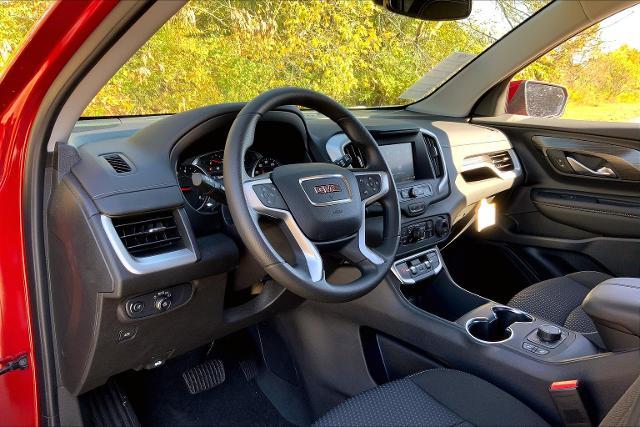 2024 GMC Terrain Vehicle Photo in KANSAS CITY, MO 64114-4545