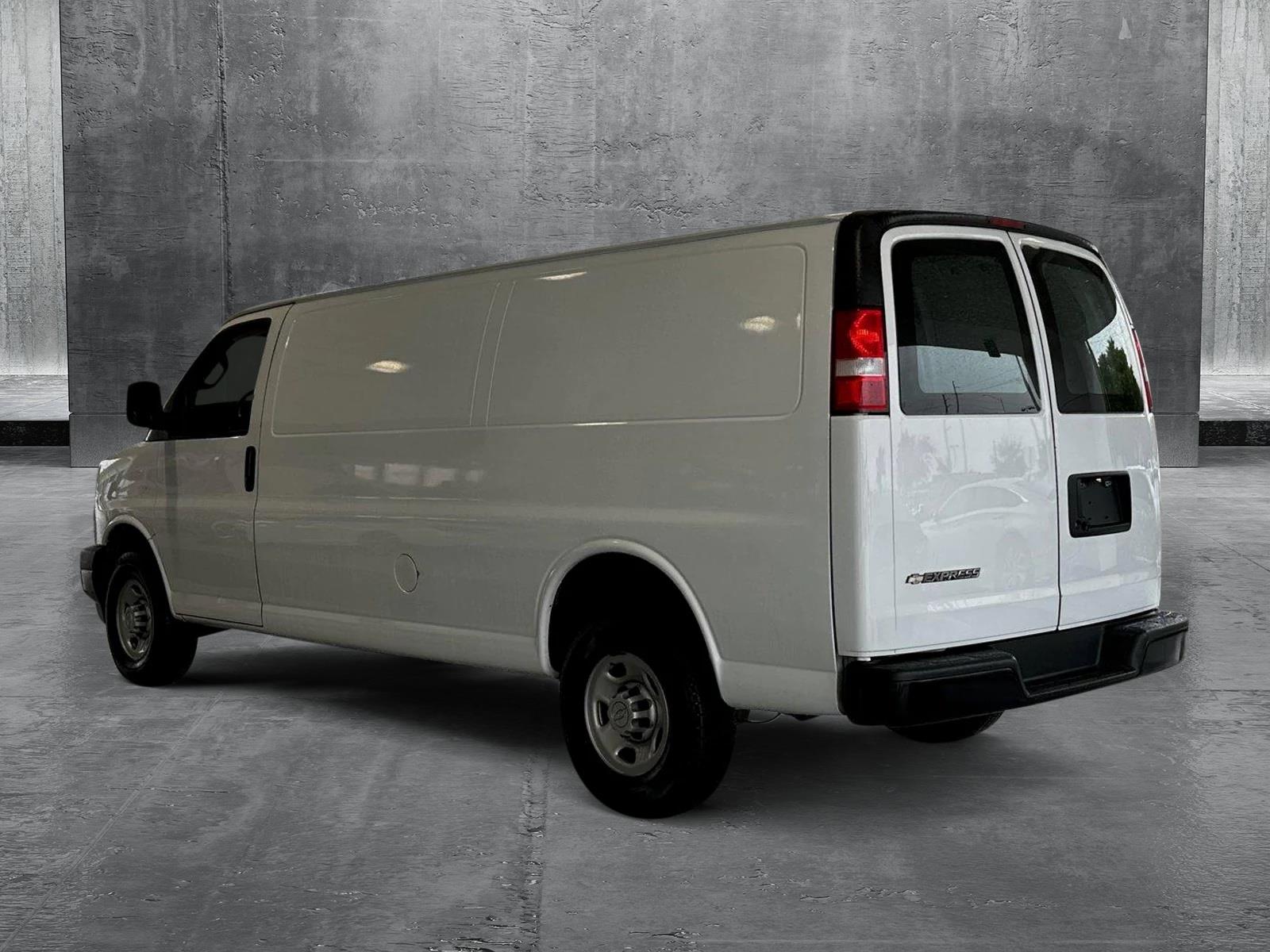 2022 Chevrolet Express Cargo Van Vehicle Photo in Hollywood, FL 33021