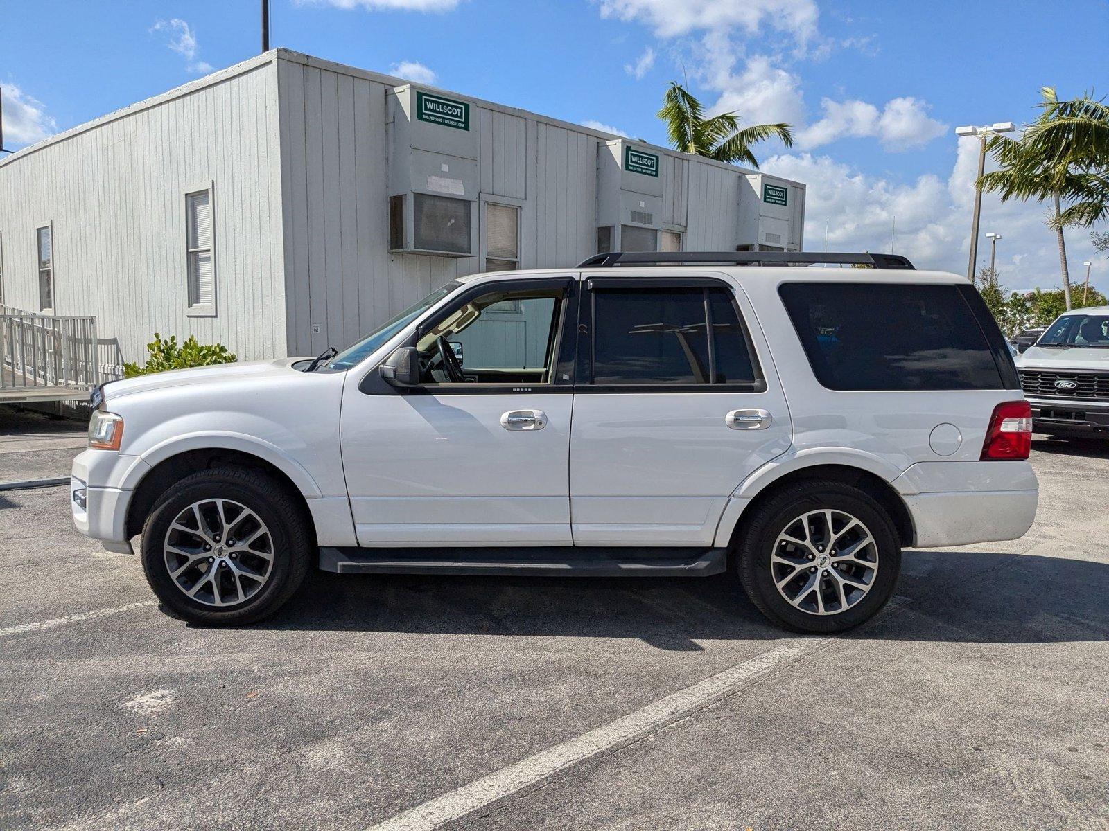 2017 Ford Expedition Vehicle Photo in Miami, FL 33015