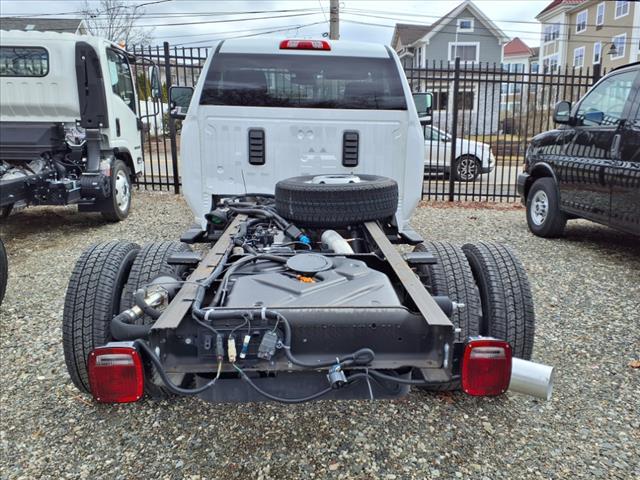 2024 GMC Sierra 3500 HD Chassis Cab Vehicle Photo in LYNDHURST, NJ 07071-2008