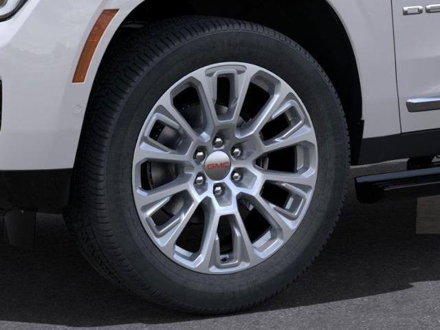 2025 GMC Yukon XL Vehicle Photo in GREEN BAY, WI 54303-3330