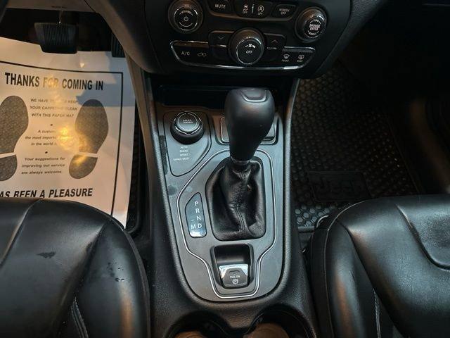 2020 Jeep Cherokee Vehicle Photo in MEDINA, OH 44256-9631
