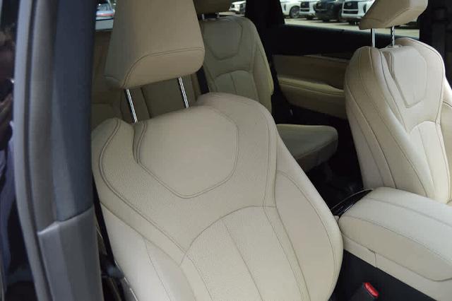 2025 INFINITI QX60 Vehicle Photo in Houston, TX 77090
