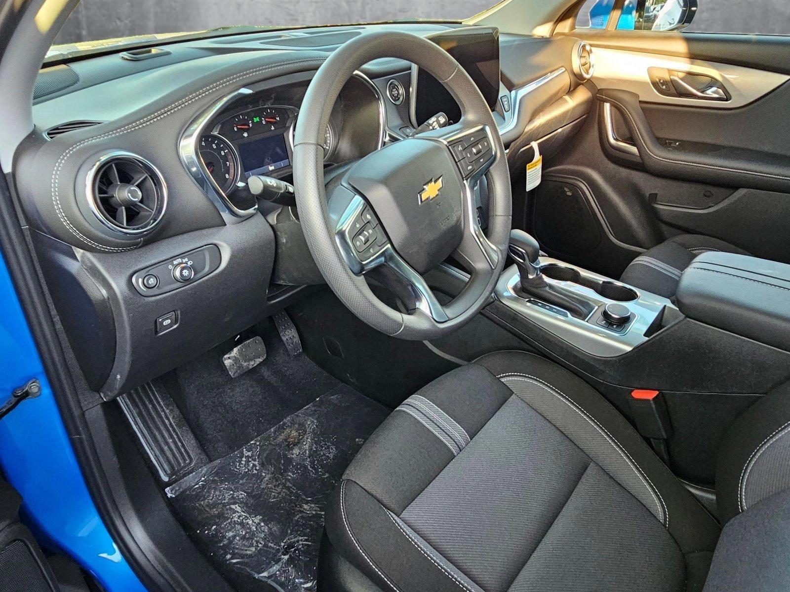 2025 Chevrolet Blazer Vehicle Photo in GREENACRES, FL 33463-3207