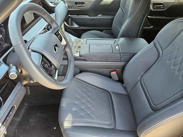 2025 INFINITI QX80 Vehicle Photo in Fort Worth, TX 76132