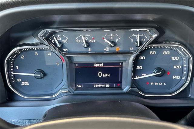 2023 GMC Sierra 2500 HD Vehicle Photo in ELK GROVE, CA 95757-8703