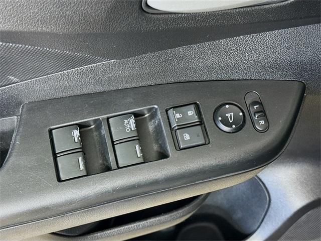 2015 Honda CR-V Vehicle Photo in Everett, WA 98204