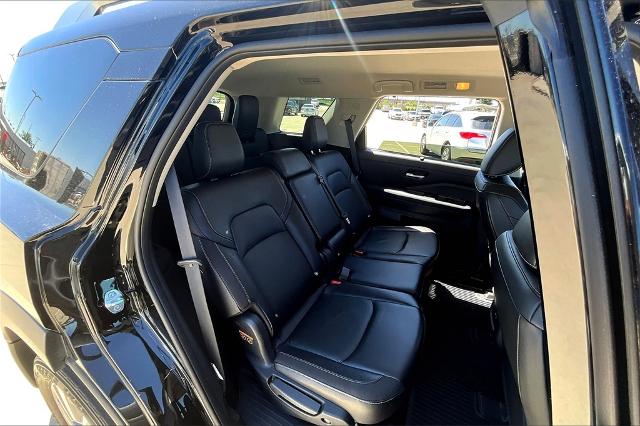 2022 Nissan Pathfinder Vehicle Photo in Grapevine, TX 76051