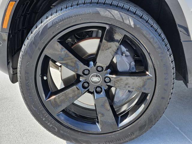 2024 Defender Vehicle Photo in AUSTIN, TX 78717