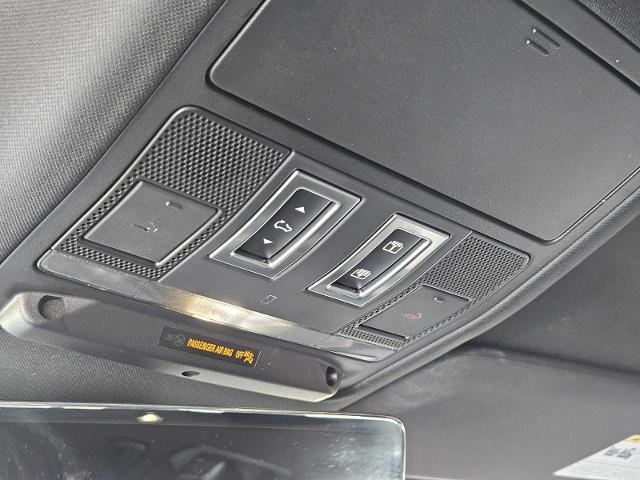 2022 Defender Vehicle Photo in AUSTIN, TX 78717