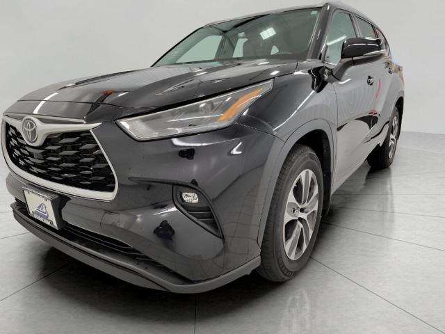 2023 Toyota Highlander Vehicle Photo in Oshkosh, WI 54904