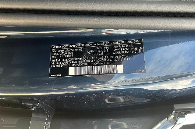 2025 Volvo XC90 Vehicle Photo in Houston, TX 77007