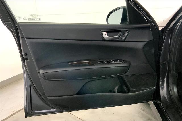 2017 Kia Optima Vehicle Photo in Lees Summit, MO 64086