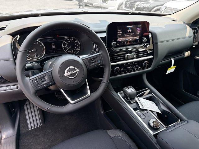 2025 Nissan Pathfinder Vehicle Photo in Flemington, NJ 08822