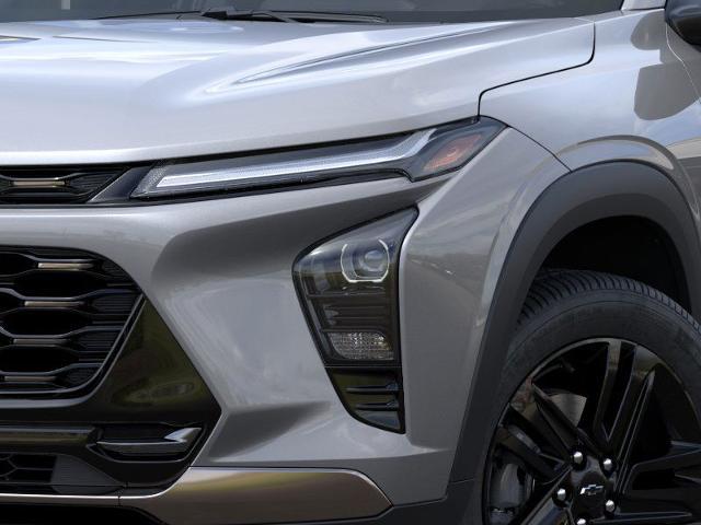 2025 Chevrolet Trax Vehicle Photo in Roslyn, NY 11576