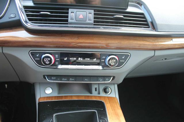 2022 Audi Q5 Vehicle Photo in HOUSTON, TX 77090