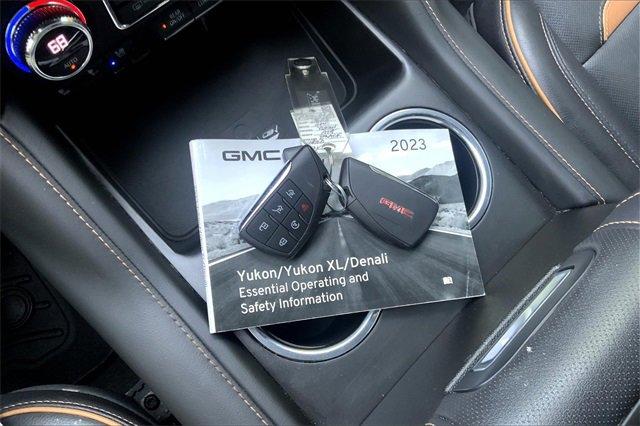 2023 GMC Yukon Vehicle Photo in KANSAS CITY, MO 64114-4545