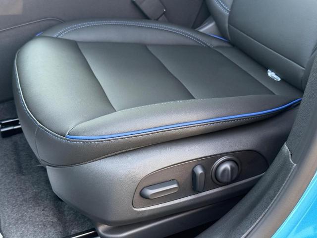 2025 Buick Envista Vehicle Photo in COLUMBIA, MO 65203-3903