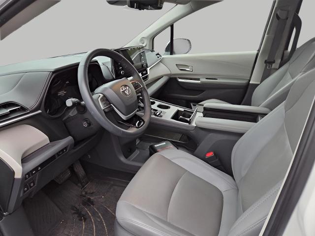 2021 Toyota Sienna Vehicle Photo in Appleton, WI 54913