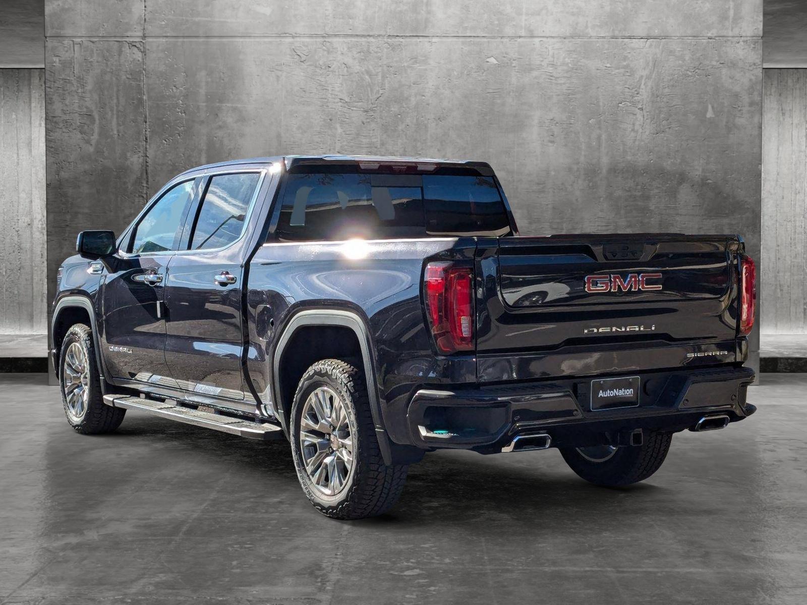 2025 GMC Sierra 1500 Vehicle Photo in LONE TREE, CO 80124-2750